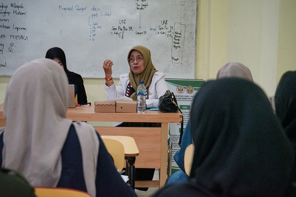 Kuliah Praktisi Ilmu Lingkungan Unigoro, Bahas Pengendalian Pencemaran Udara